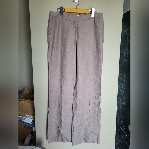NEW- LOFT Women's Light Tan Chinos, Size 6 (32x34) - Picture 2 of 7
